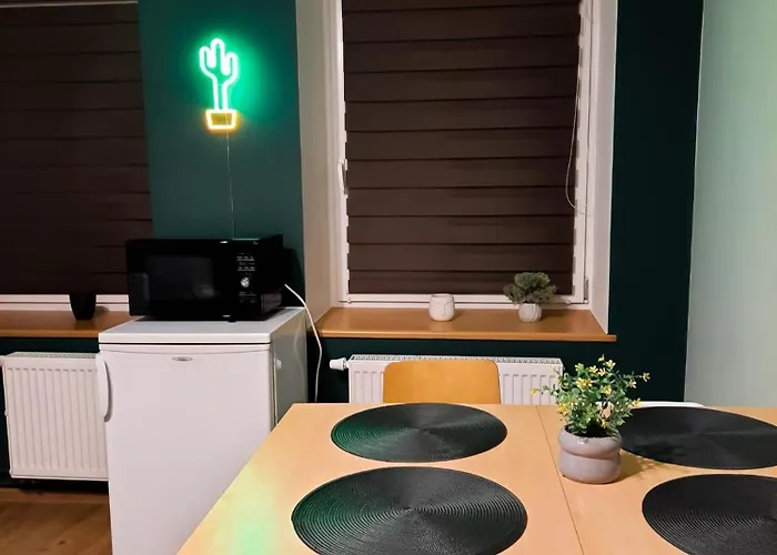 Cozy Reset W Centrum! 아파트